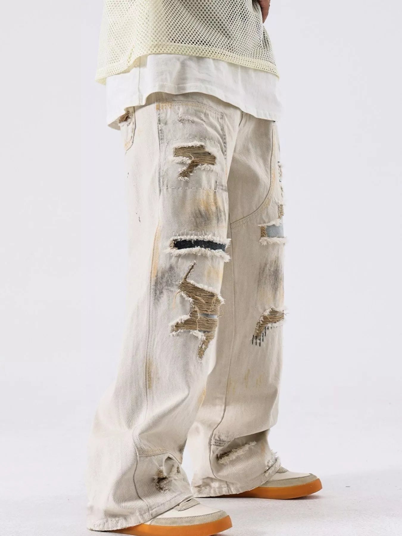 Men's Distressed Wide Leg Jeans in OFF-WHITE (Size 31)